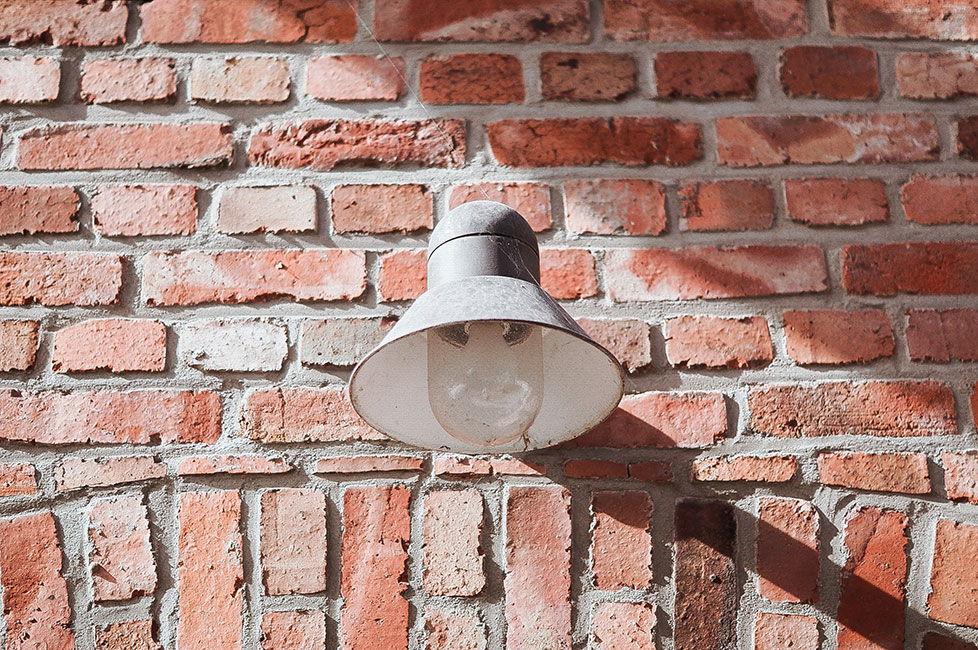 Backsteine, Lampe