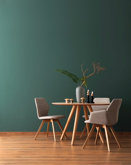 Grüne Designfarbe "Besinnliches Waldgrün"